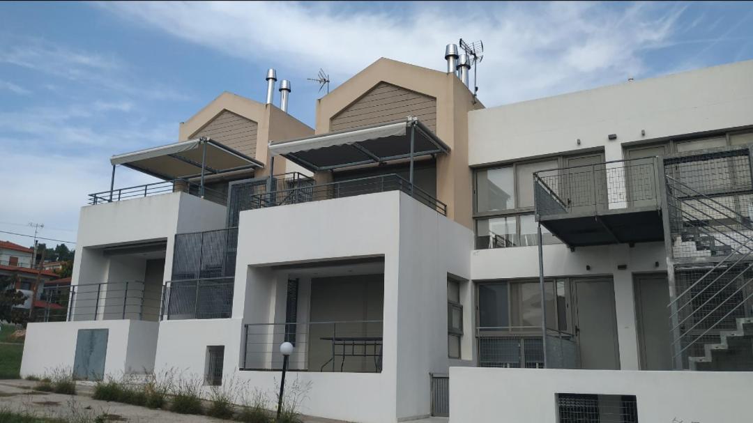 דירות מטהמורפוסי M.J.P. House מראה חיצוני תמונה